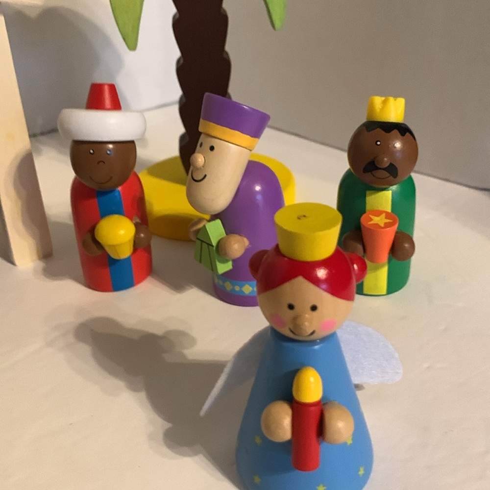 Adorable wooden Nativity scene, 15 pieces. Excellent condition. ππ«π΄πΌπ»π« - Picture 4 of 7